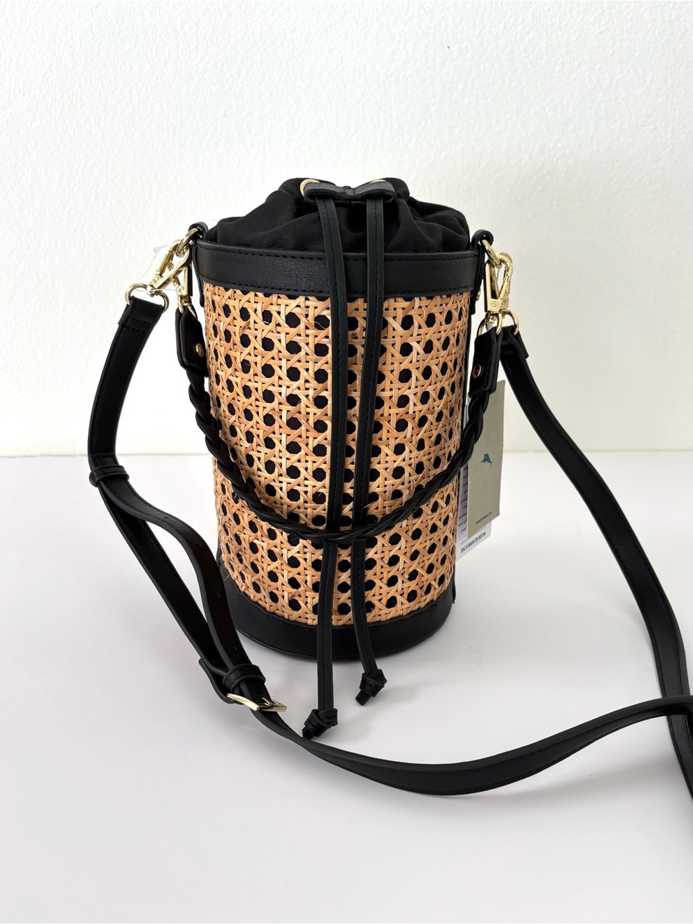 Tommy Bahama Woven Rattan Bucket Bag NWT Black Faux Leather Dual Straps Lined
